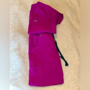 Pink Figs scrub set🌸